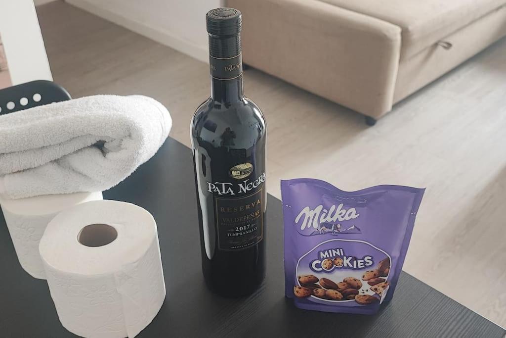 Oromana Loft Apartman Alcalá de Guadaira Kültér fotó